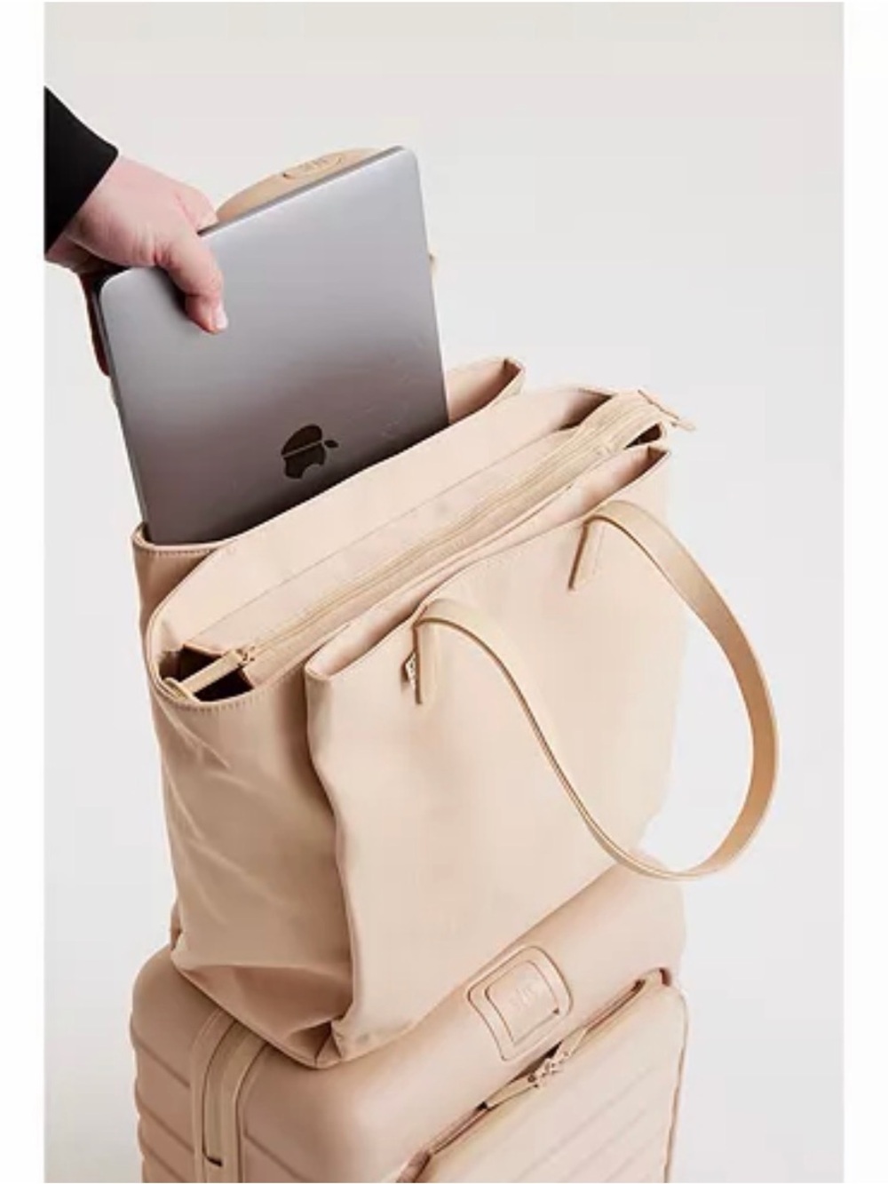 BEIS Commuter Tote - Picture 4 of 11